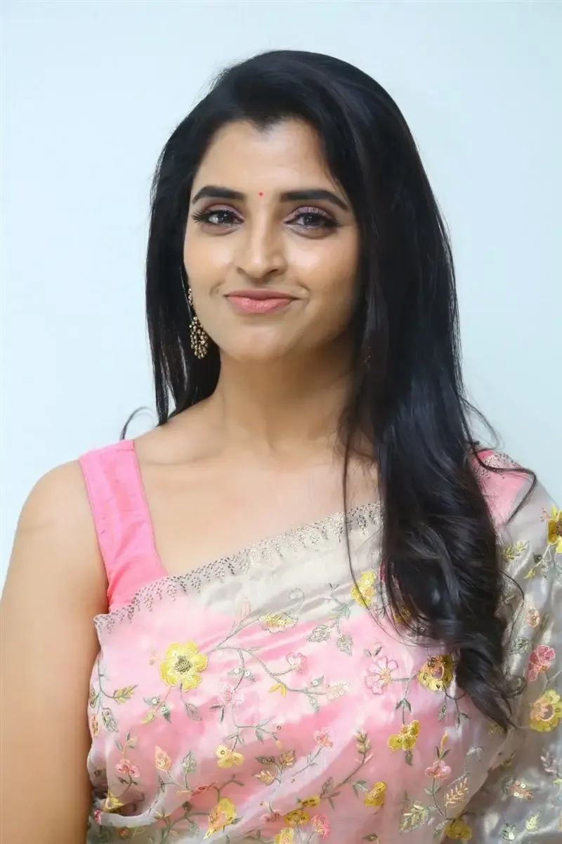 ANCHOR SHYAMALA IN PINK SAREE AT MAYAPETIKA MOVIE PRE RELEASE EVENT